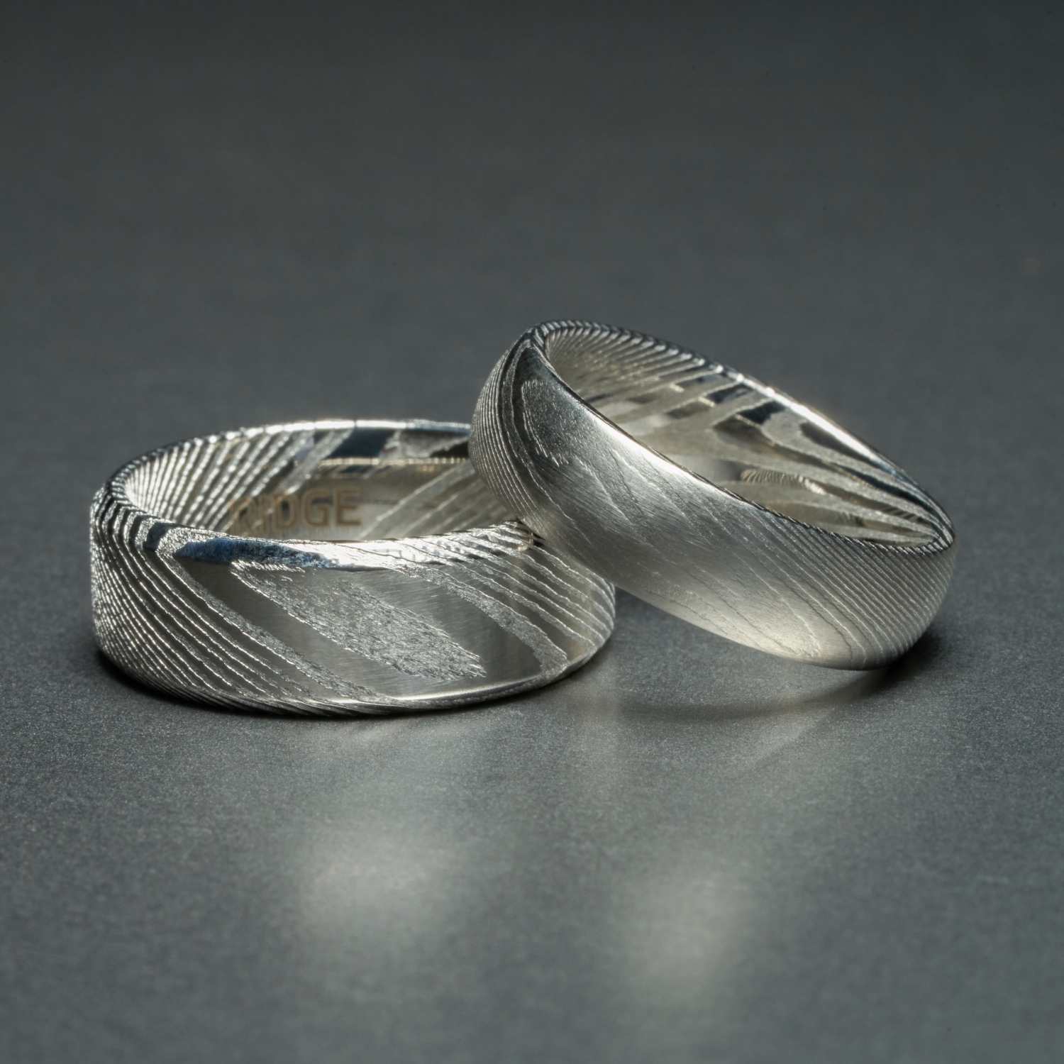 Ridge 8mm Beveled Ring Set - Damascus