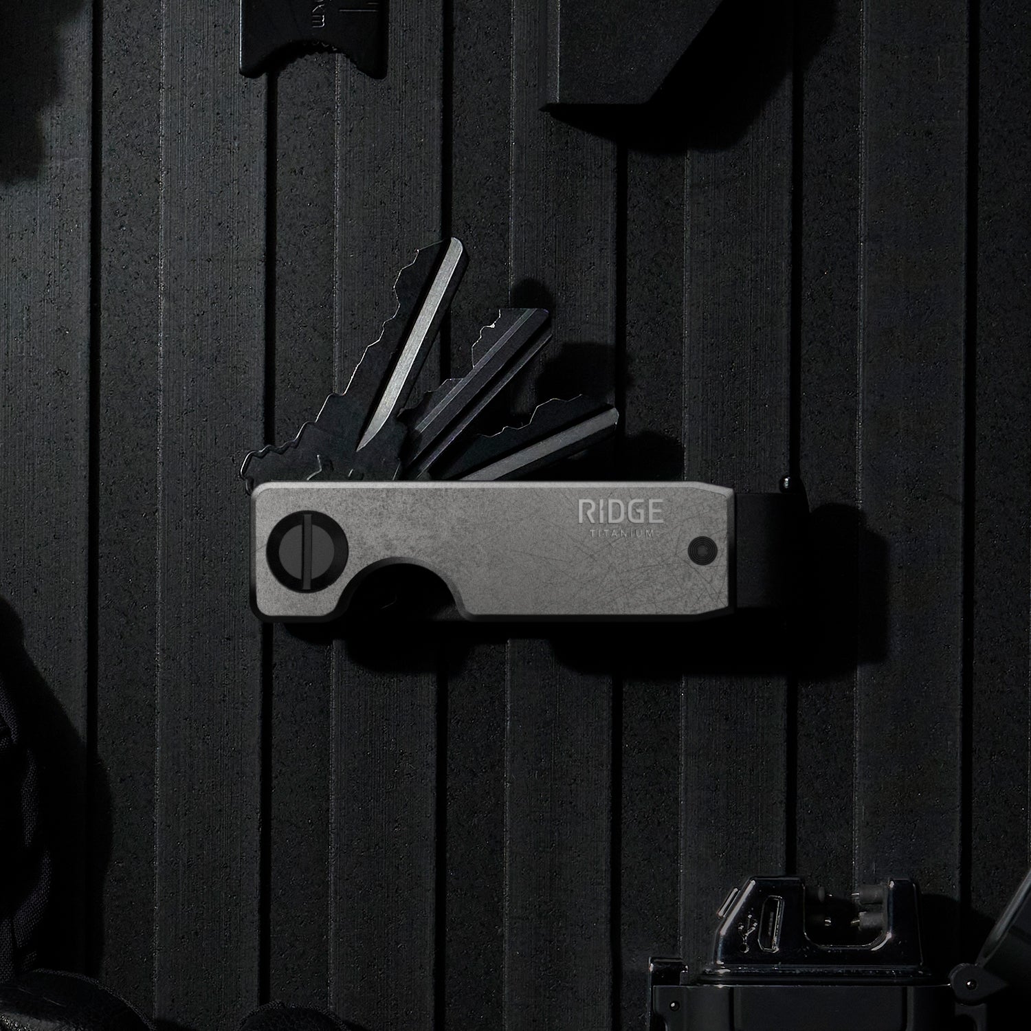 Ridge KeyCase - Stonewashed Titanium