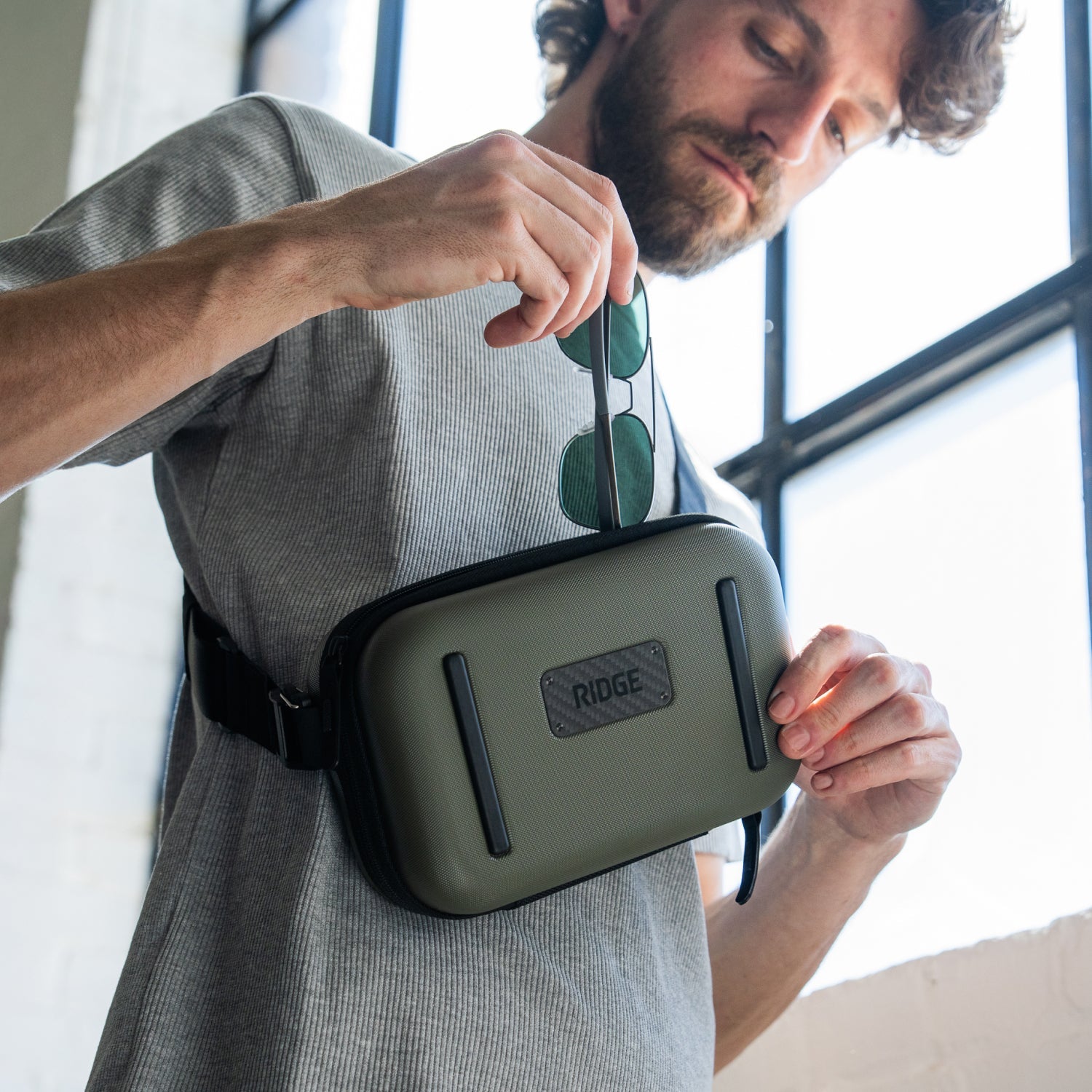 Hardshell Sling - Matte Olive